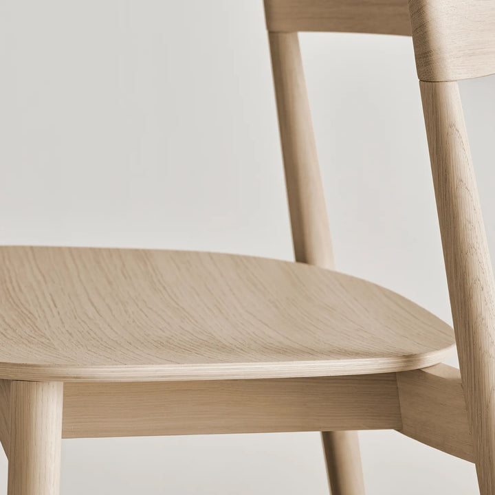 BOLIA Kite Dining Chairs