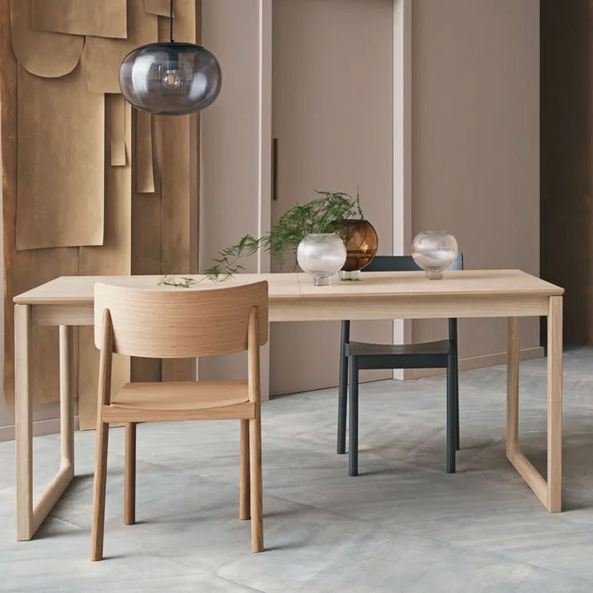 BOLIA Ribbon Dining Table