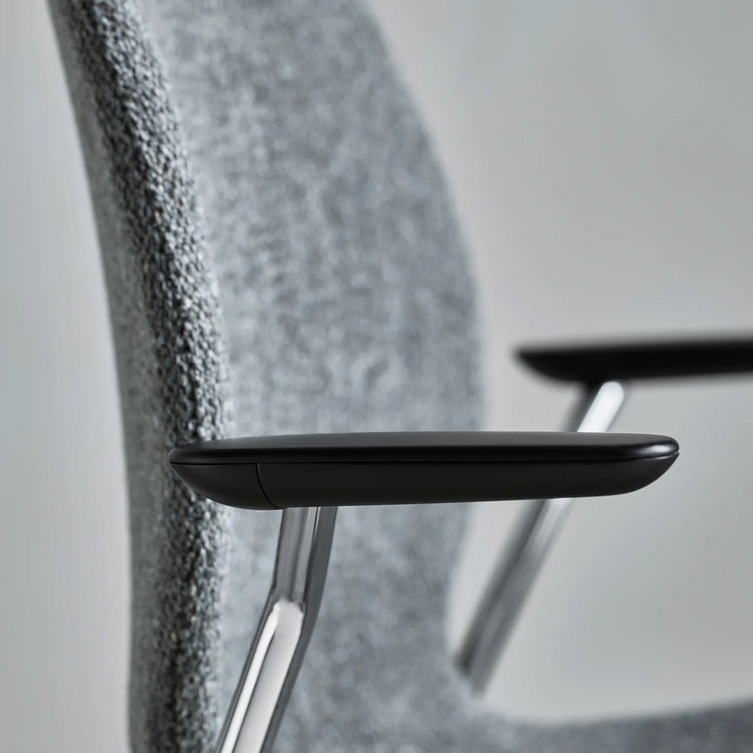 BOLIA Seed Chair (wheels) - upholstered